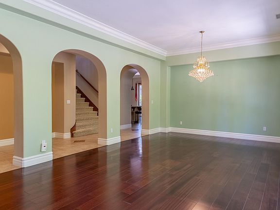 5th image of 1101 Macias Ln