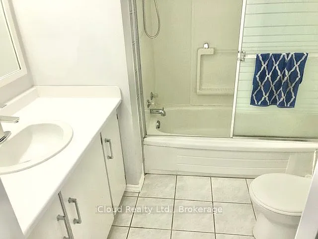 112 Dumfries Ave — Photo 14
