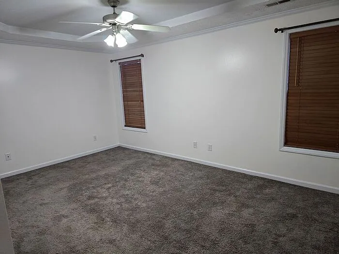 143 Haywood Dr — Photo 17