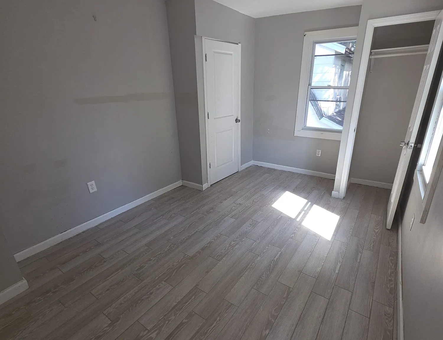 2 bed, $1,800 — Photo 3