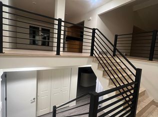 2695 E Thunderbird Dr, Salt Lake City, UT 84109