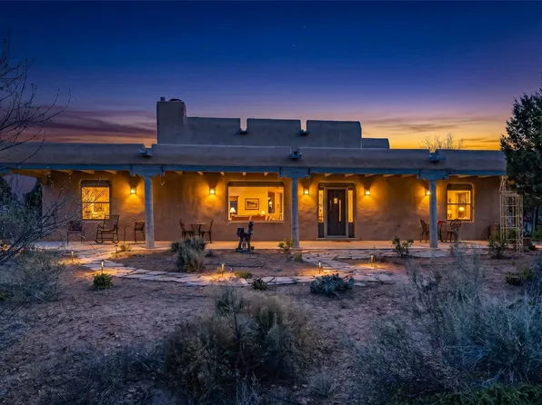 82 Cielo De Oro, Santa Fe, NM 87508