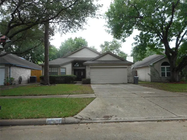 8631 Sparkling Springs Dr, Houston, TX 77095