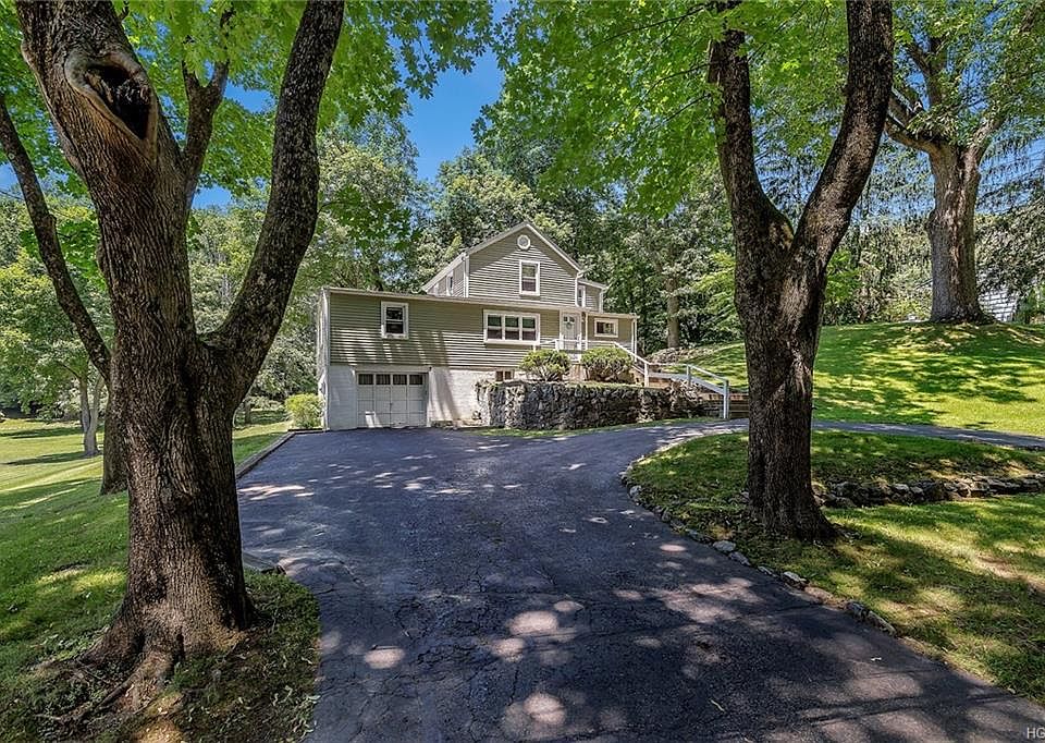1st image of 22 Virginia Ln