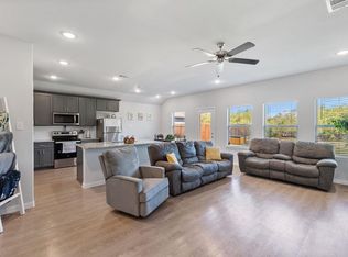 124 Willowbend Loop, Mabank, TX 75147