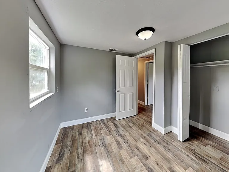7345 Linda Dr — Photo 18