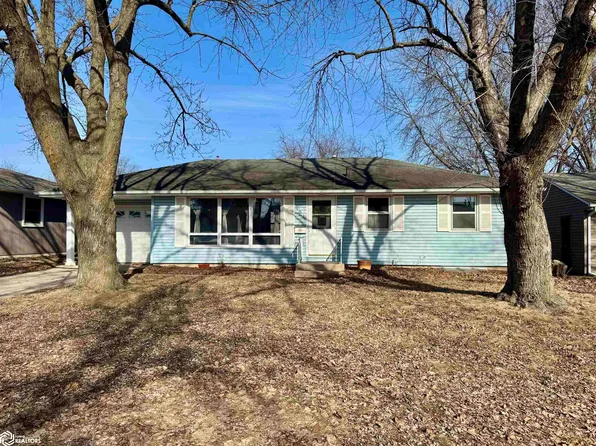 424 22nd St SW, Mason City, IA 50401