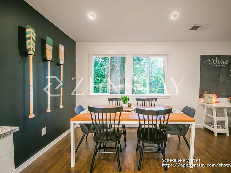 Dining Area II with table and chairs