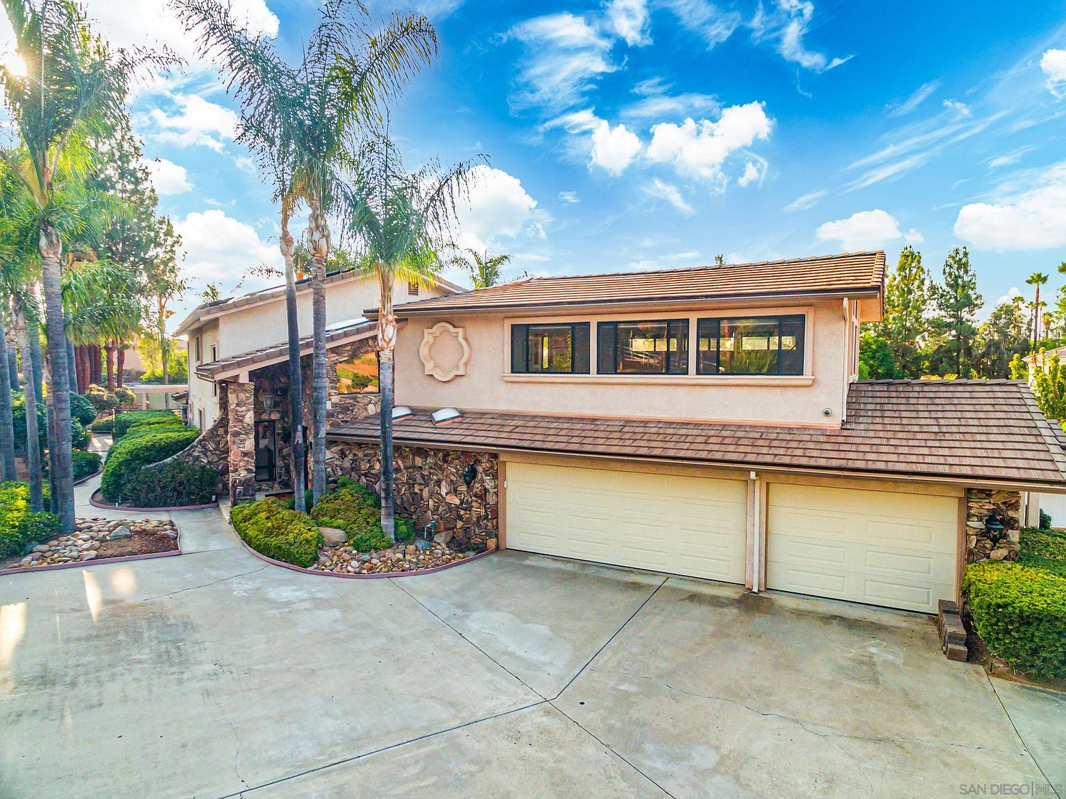 844 Singing Heights Dr, El Cajon, CA 92019 Zillow