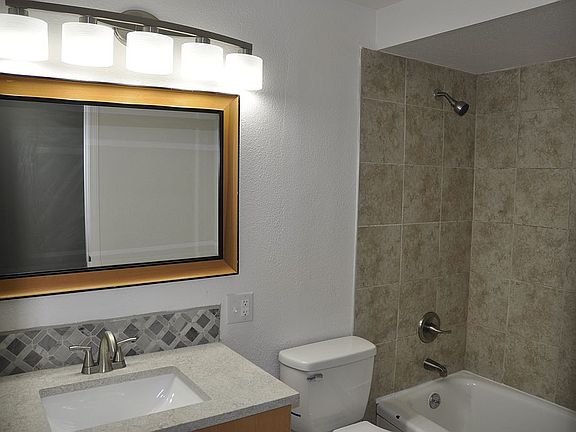 Full Bathroom A1