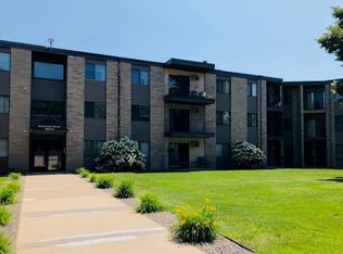 Oakwood Court Apartments, Saint Cloud, MN 56304