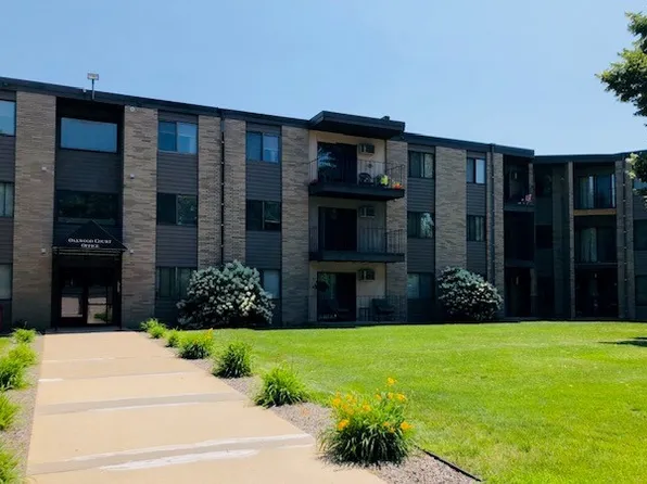 Oakwood Court Apartments