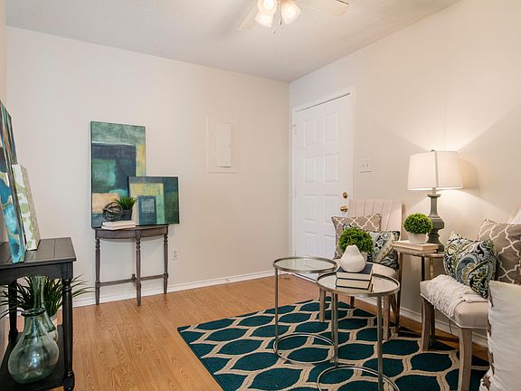 4th image of 1318 Lee Ave APT A-2