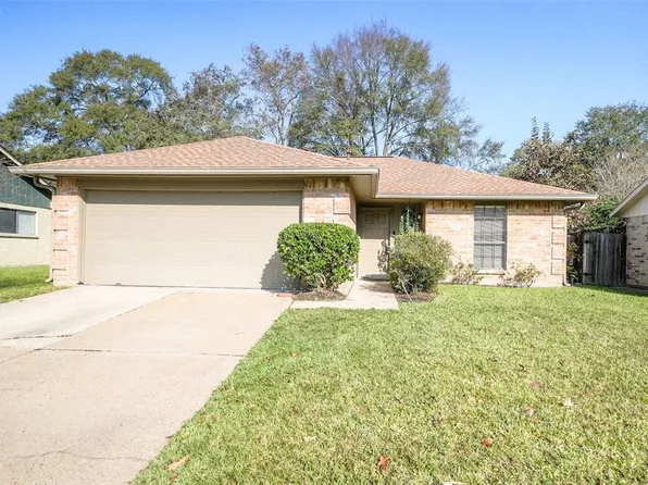 2707 Foliage Green Dr, Kingwood, TX 77339