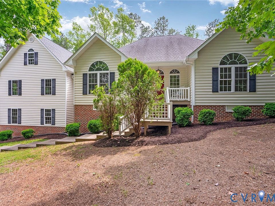 1st image of 12081 Hunters Hawk Ct
