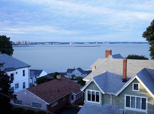 55 Cliff Ave #3T, Winthrop, MA 02152