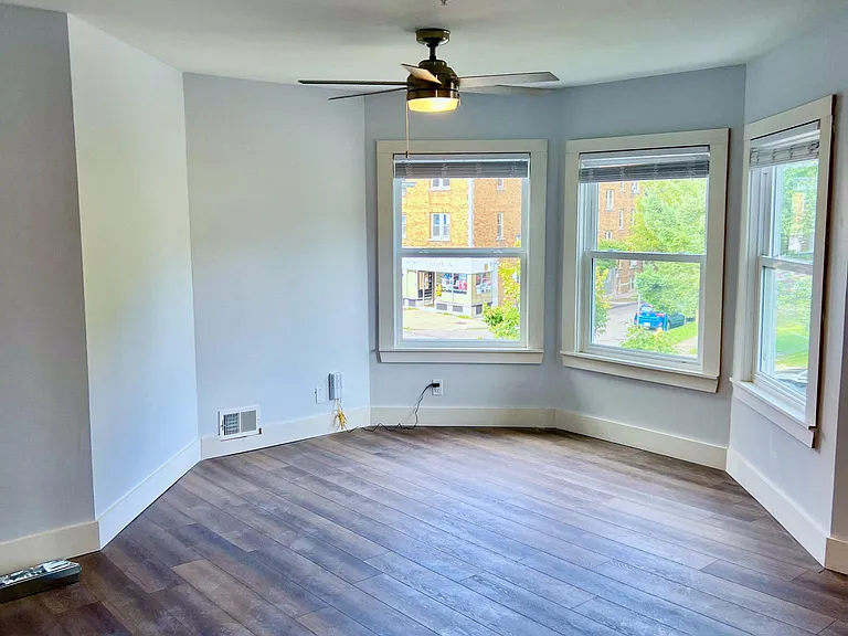 1007 Monroe Ave #2 — Photo 9