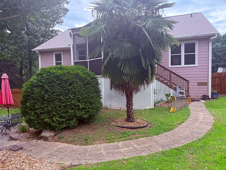 2315 Castle Royale Dr — Photo 24