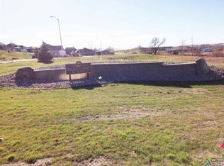 512 N Woodland Ct, Brandon, SD 57005