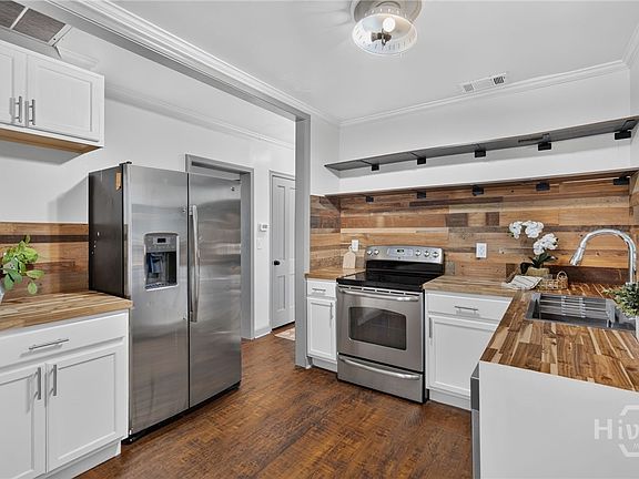 5th image of 1710 E 41st Street