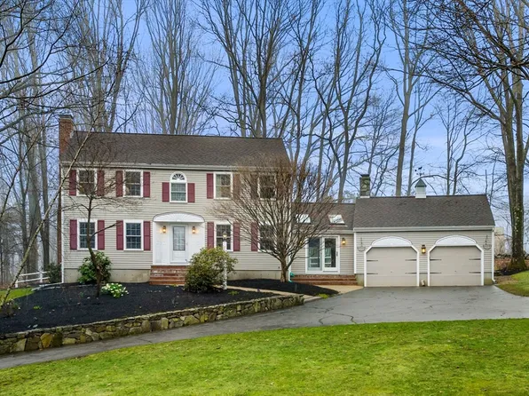 22 Donovan Dr, West Newbury, MA 01985