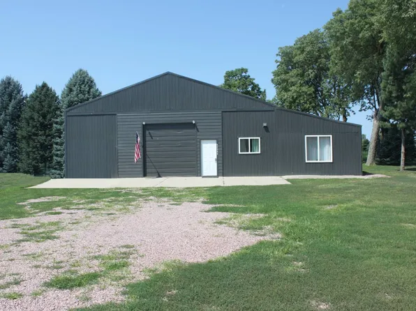 57345 892nd Rd, Wynot, NE 68792
