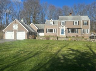 5 Blue Ridge Dr, Farmington, CT 06032