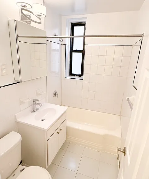 3439 Knox Pl #2A — Photo 8