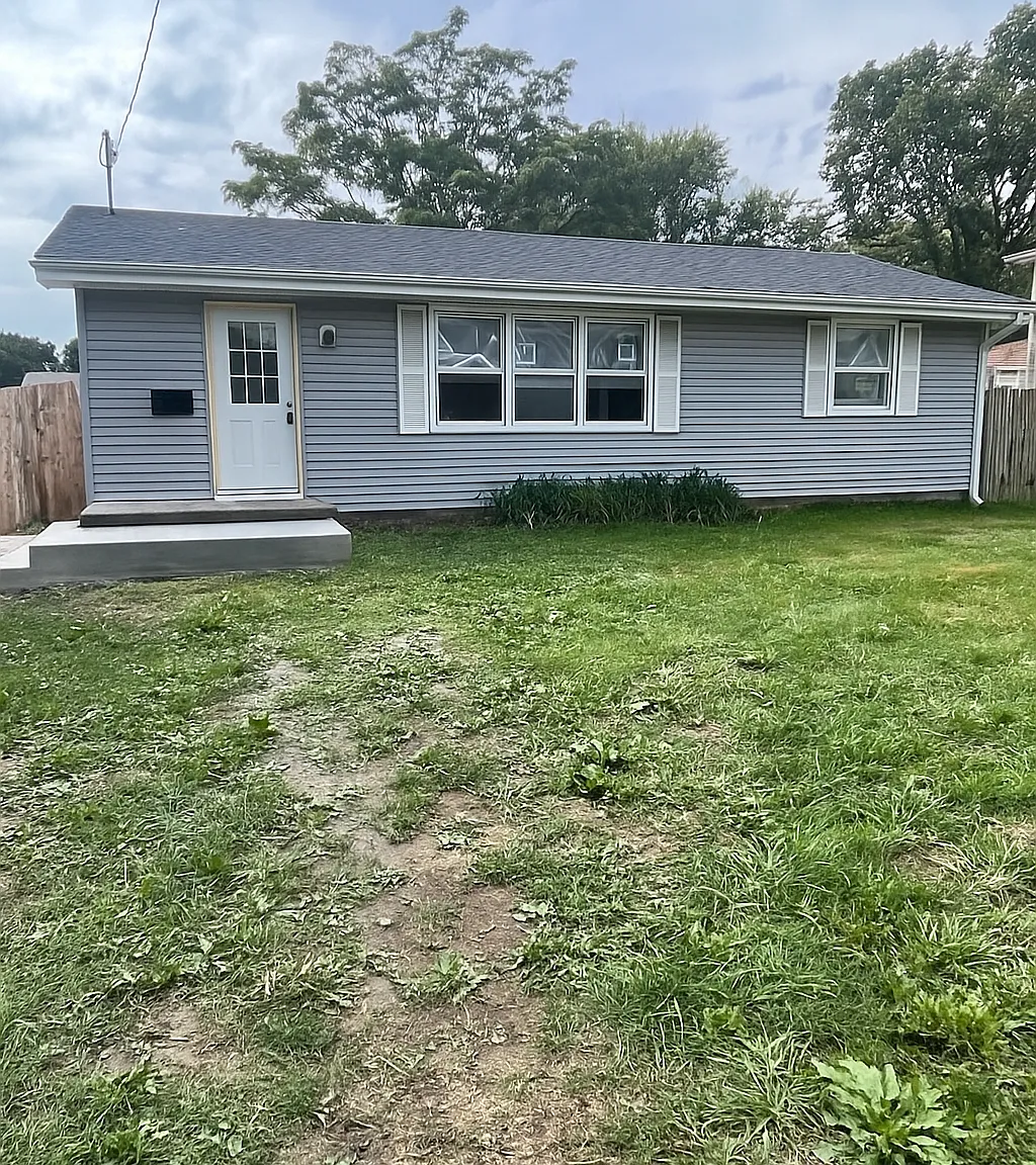 453 East Granger Avenue - 1 — Photo 1