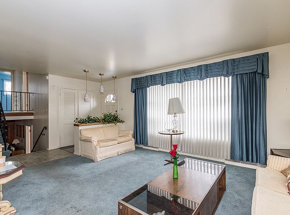 2nd image of 2623 Dana Ave