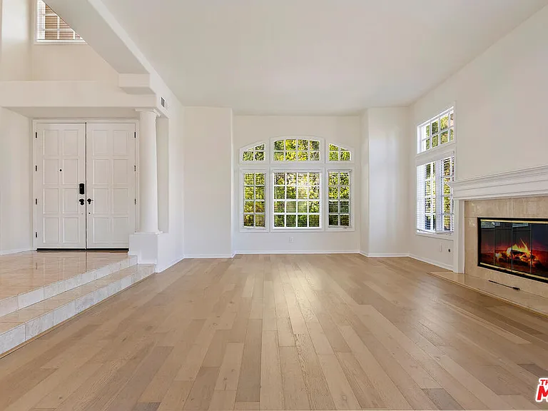 3767 Paseo Primario — Photo 3