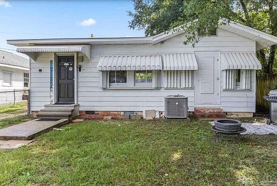 211 S Navy Blvd — Photo 11