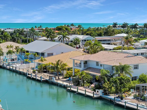 180 9th St, Key Colony Beach, FL 33051