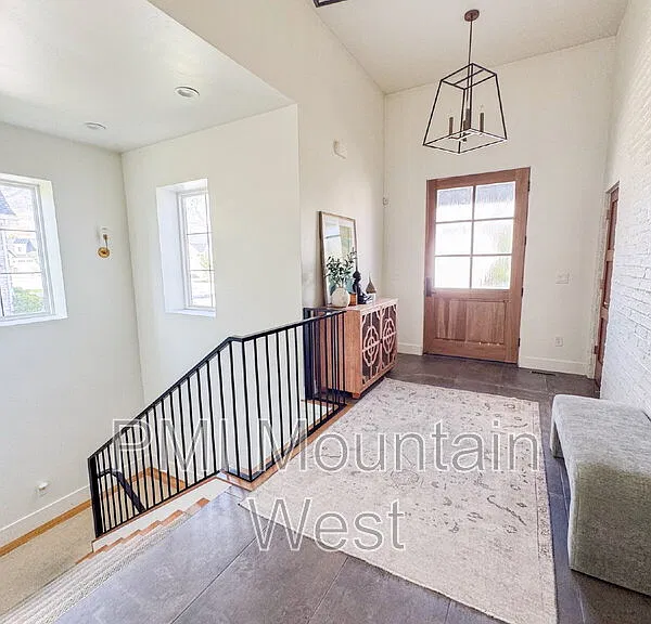 703 N 920 E — Photo 6