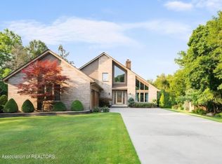 2495 N Custer Rd, Monroe, MI 48162