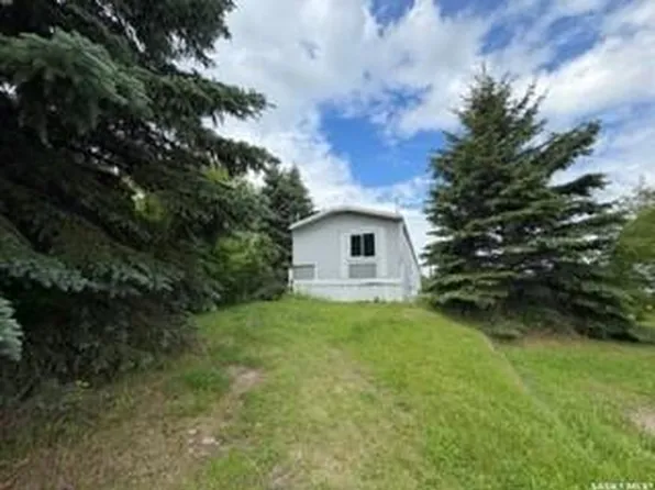 106 2nd AVENUE SW, Dorintosh, SK S0M 0T0