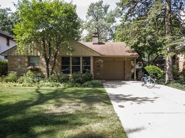 3506 McCormick Ave, Brookfield, IL 60513