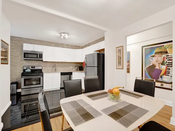 9707 Fourth Avenue image 4 of 18