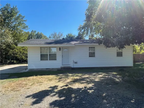 776 E Quarry St, Lamar, AR 72846