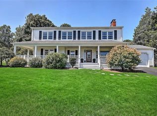 25 Viking Dr, Bristol, RI 02809