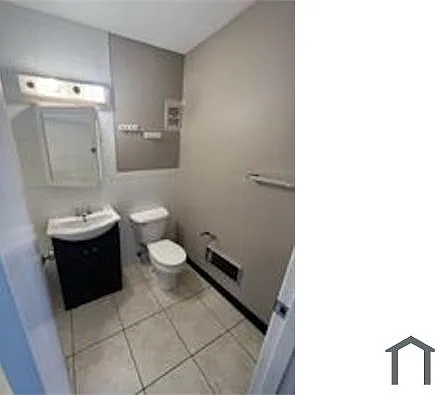 2 bed, 980 sqft, $900 — Photo 4