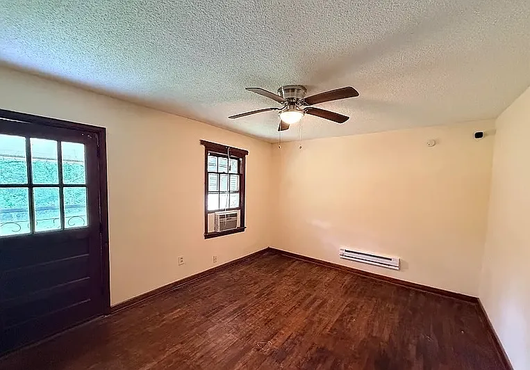 3148 Sylvester Dr — Photo 13