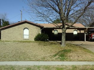 4105 W Rochelle Rd, Irving, TX 75062