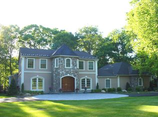 3 Tall Trees Ln, Saddle River, NJ 07458