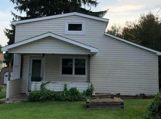 747 Keystone Ave, Cresson, PA 16630