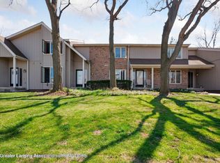 1283 Chartwell Carriage Way N, East Lansing, MI 48823