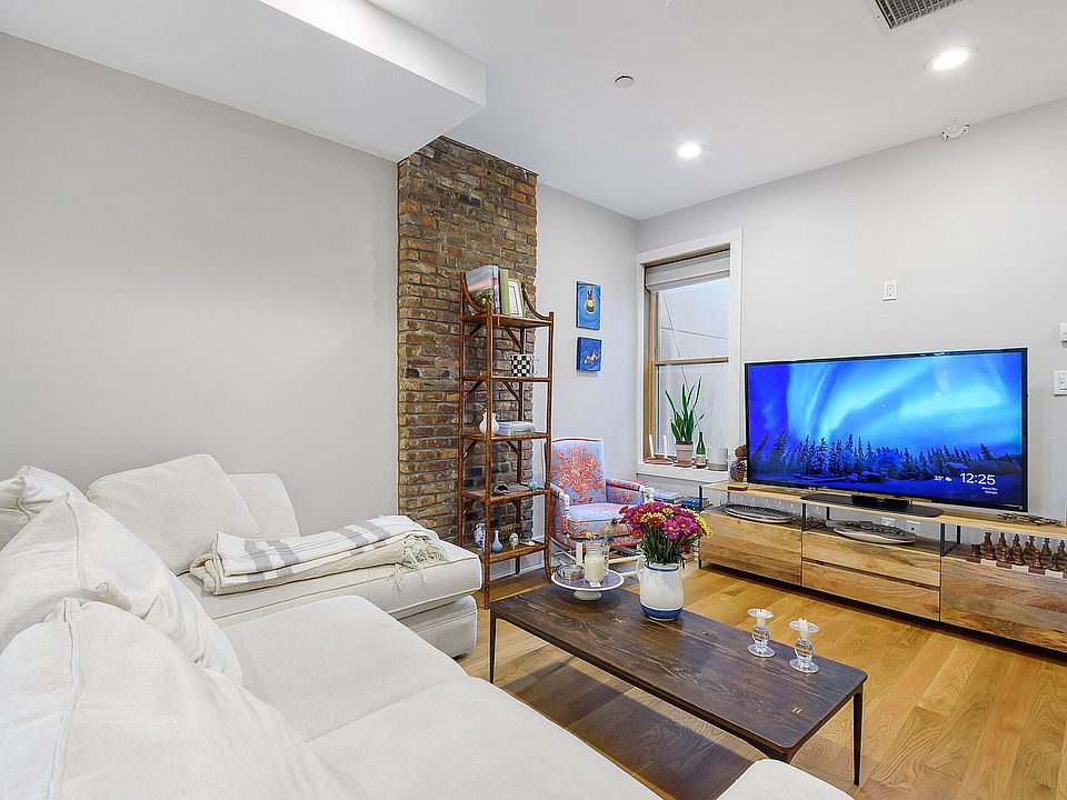 1st image of 33 Lexington Ave #3