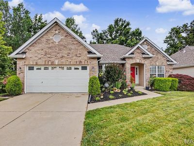 185 Roxbury Dr, O'Fallon, MO, 63366
