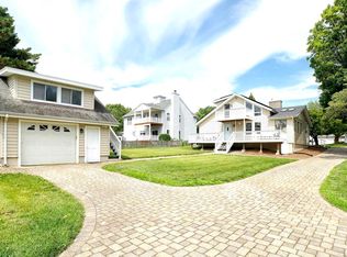 1215 Turkey Point Rd, Edgewater, MD 21037