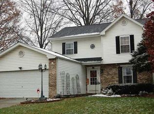 803 Lizzie Ln, Columbus, OH 43213